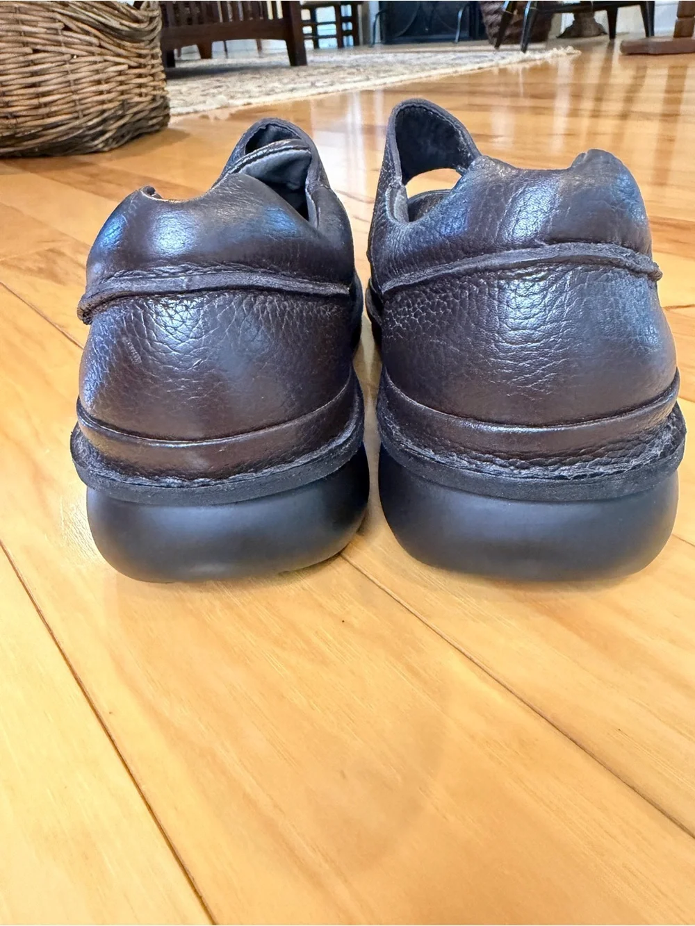 NWOT Propet Men’s 8.5 2E Brown Leather Strap Walking Shoes Comfort Orthopedic